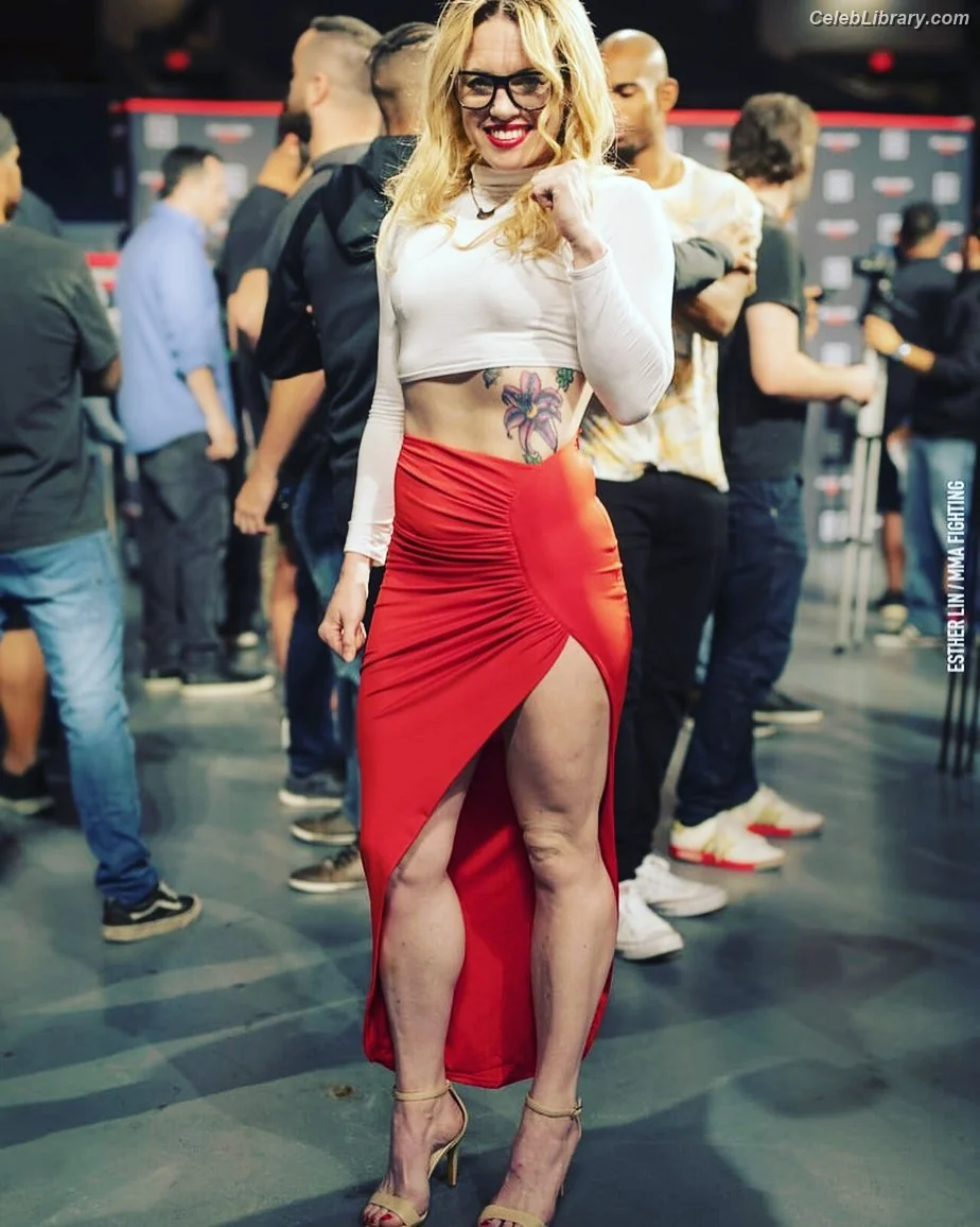Heather Hardy photo 11 of 420