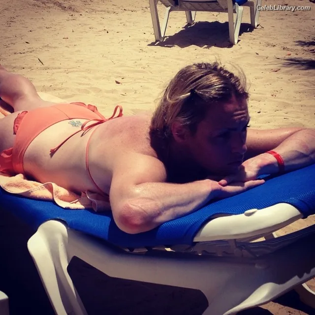 Heather Hardy photo 13 of 421