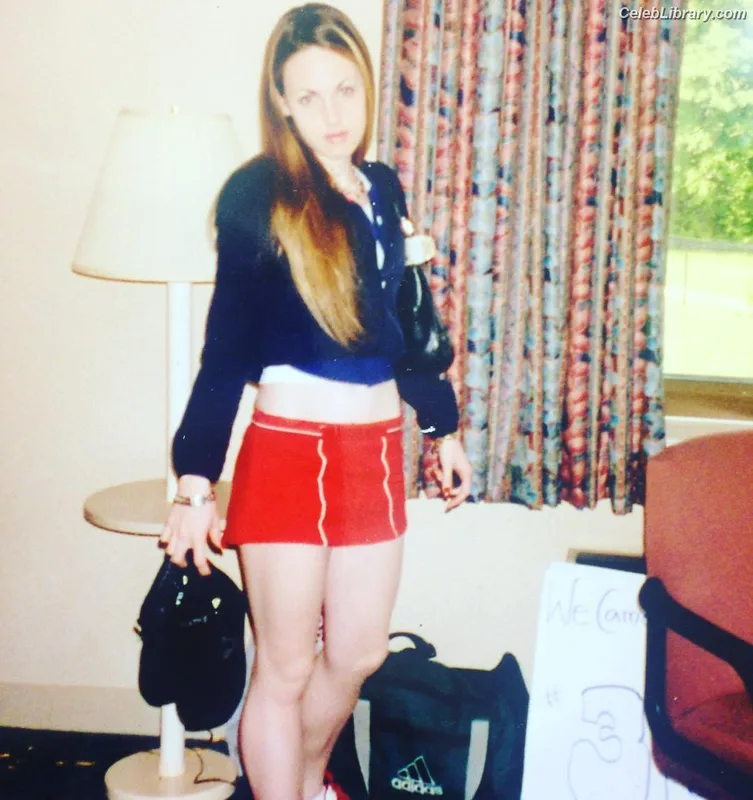 Heather Hardy photo 8 of 421