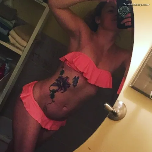 Heather Hardy photo 23 of 421
