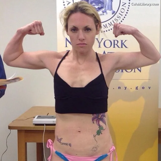 Heather Hardy photo 24 of 421