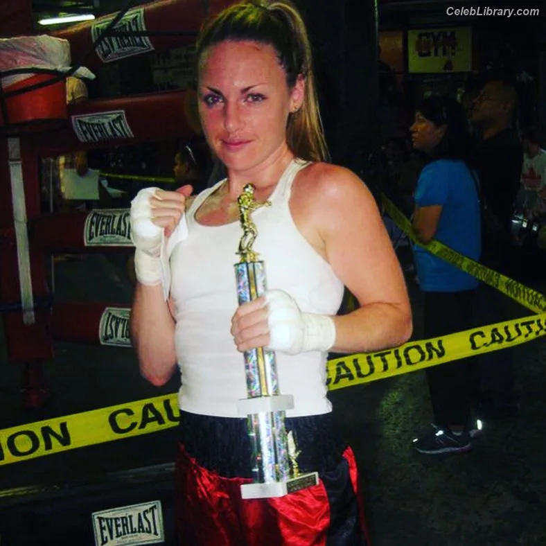 Heather Hardy photo 3 of 421