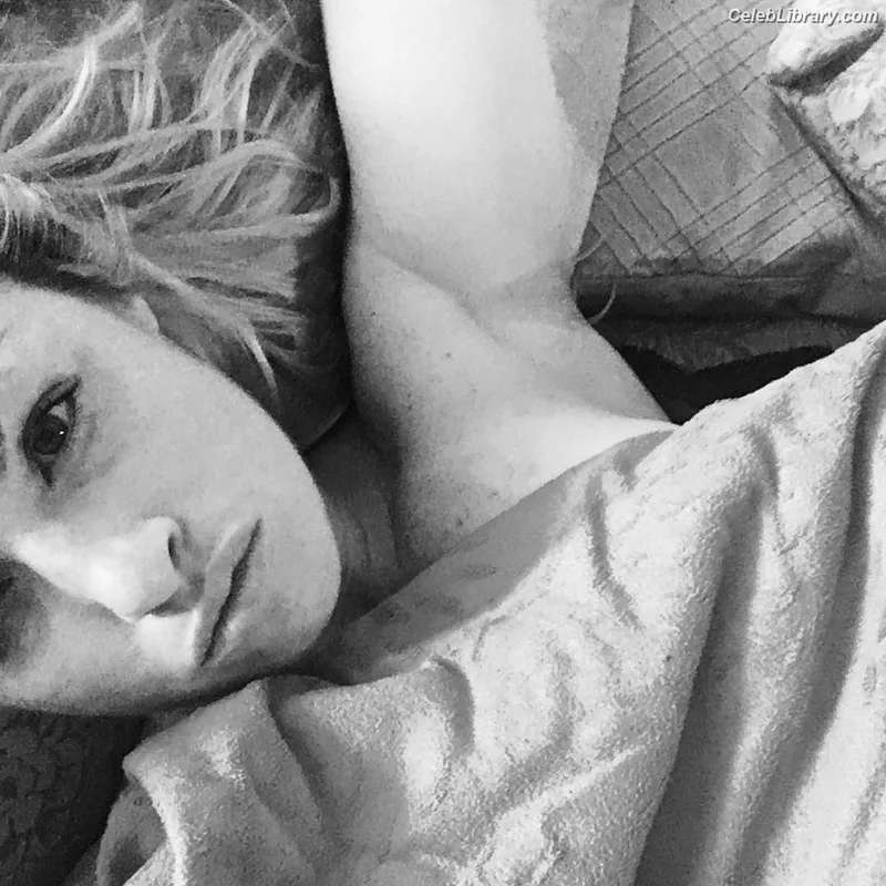 Heather Hardy photo 14 of 421