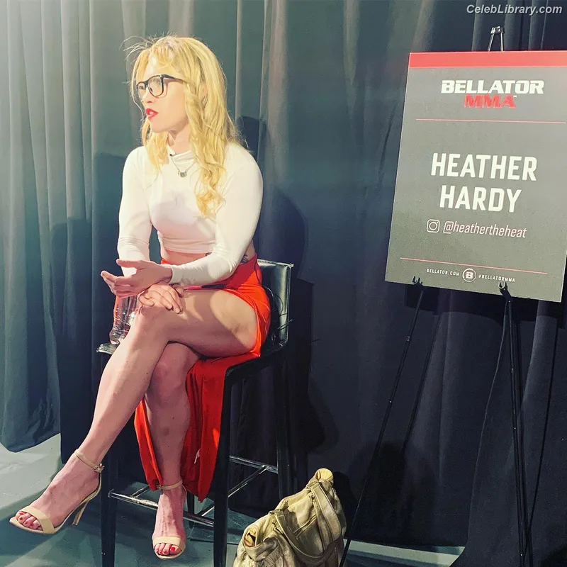 Heather Hardy photo 15 of 421