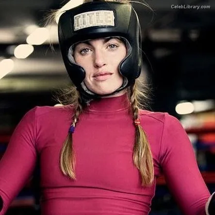 Heather Hardy photo 21 of 421