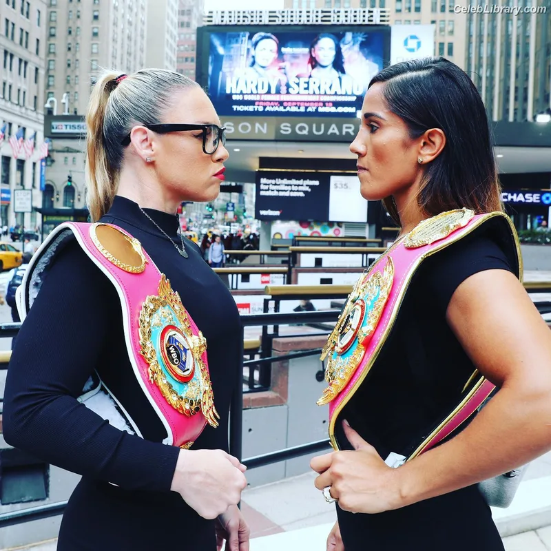 Heather Hardy photo 7 of 421