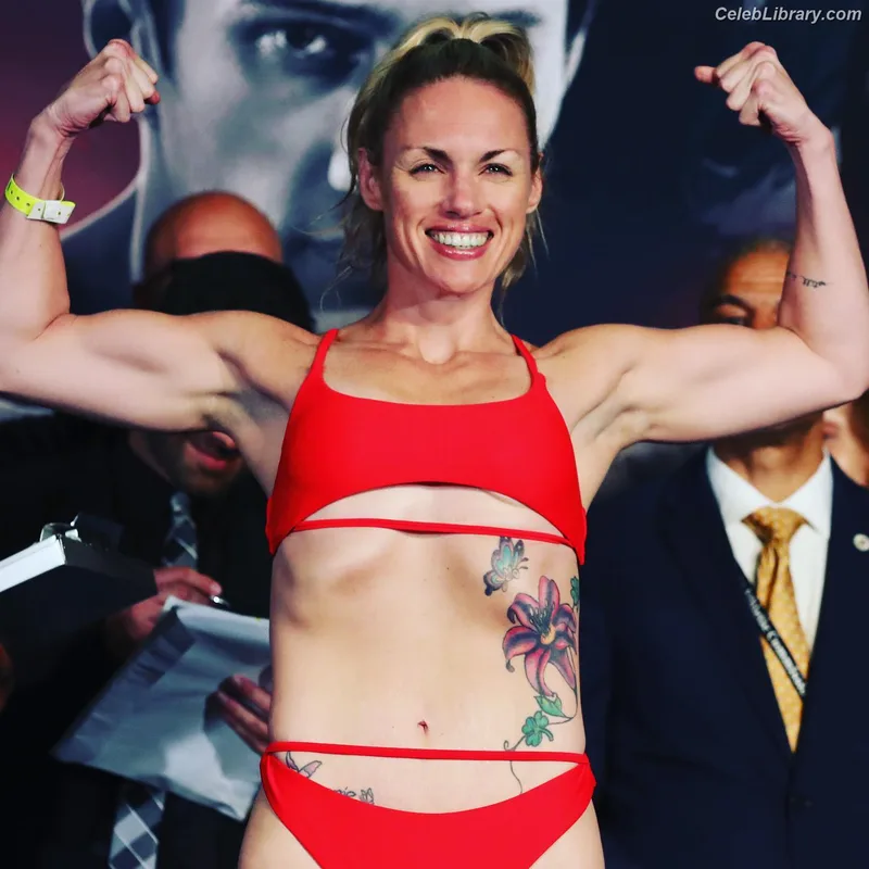 Heather Hardy photo 13 of 421