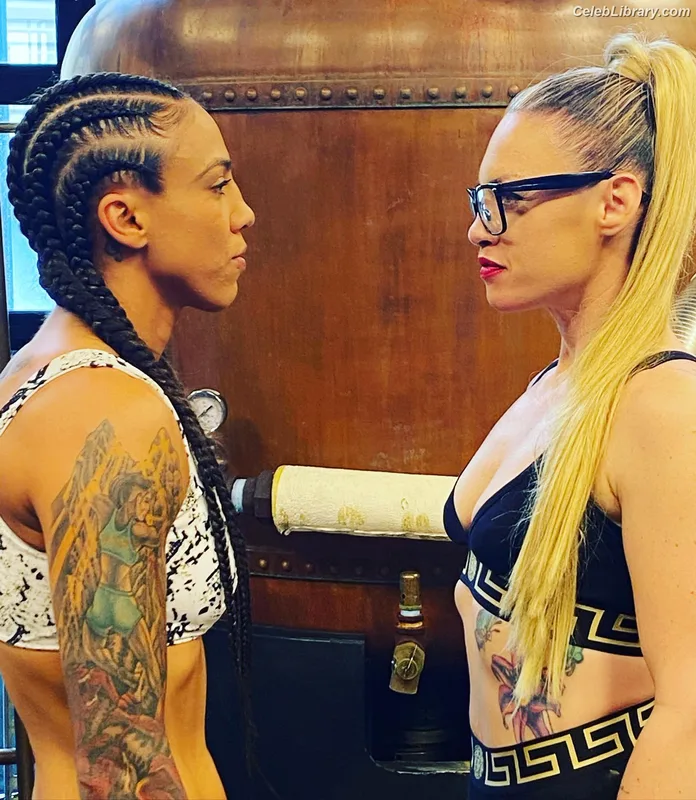 Heather Hardy photo 16 of 421