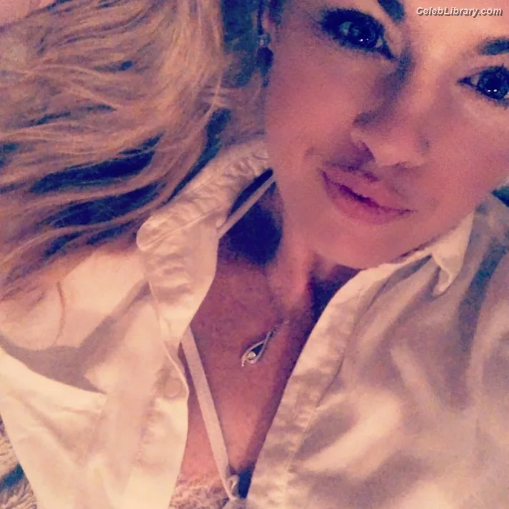 Heather Hardy photo 17 of 421