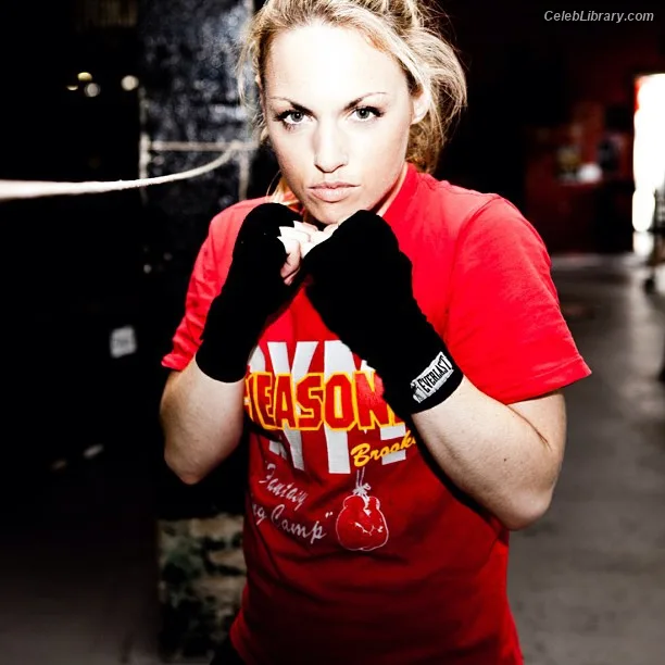 Heather Hardy photo 2 of 421