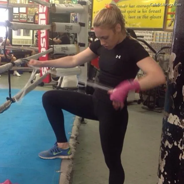 Heather Hardy photo 15 of 421
