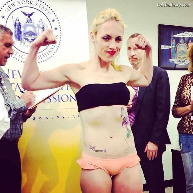 Heather Hardy photo 23 of 421