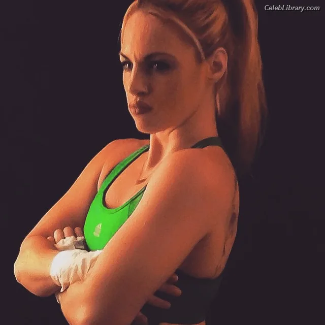 Heather Hardy photo 1 of 421