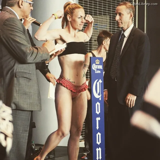 Heather Hardy photo 8 of 421