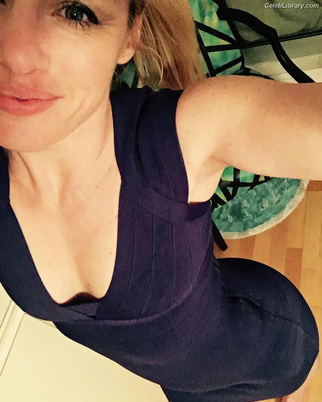 Heather Hardy photo 2 of 421