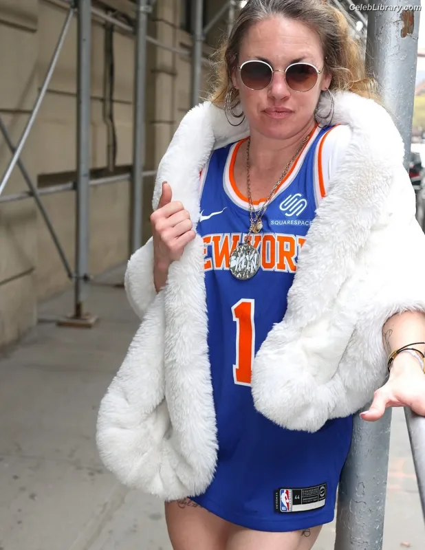Heather Hardy photo 18 of 421