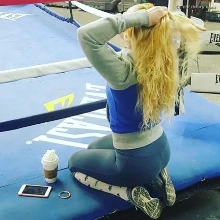 Heather Hardy photo 21 of 421