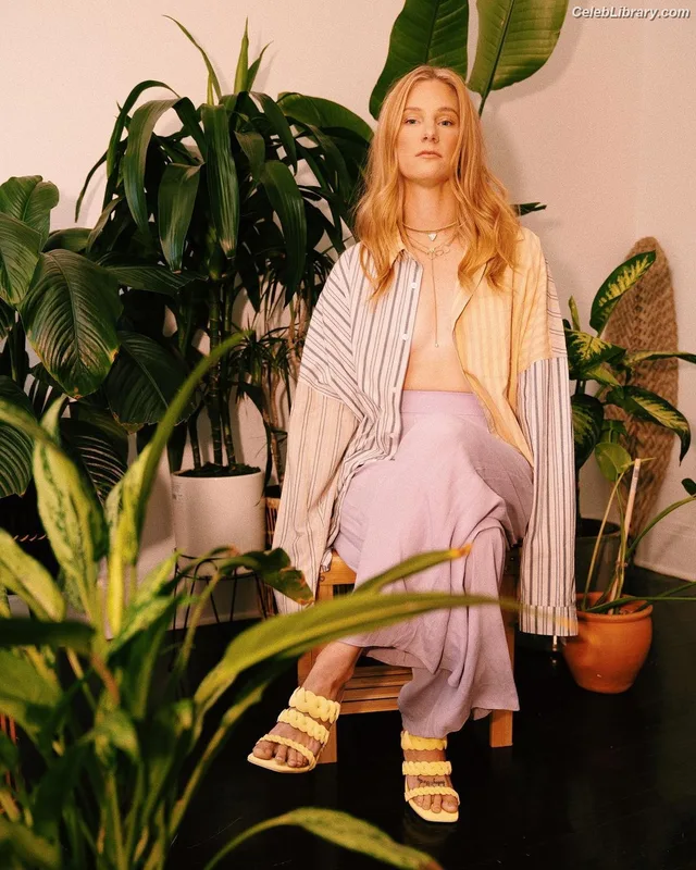 Heather Morris photo 18 of 181