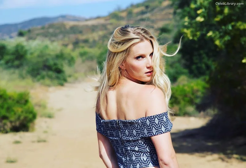 Heather Morris photo 20 of 181
