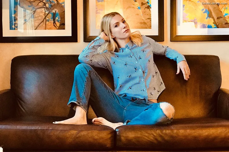 Heather Morris photo 3 of 181
