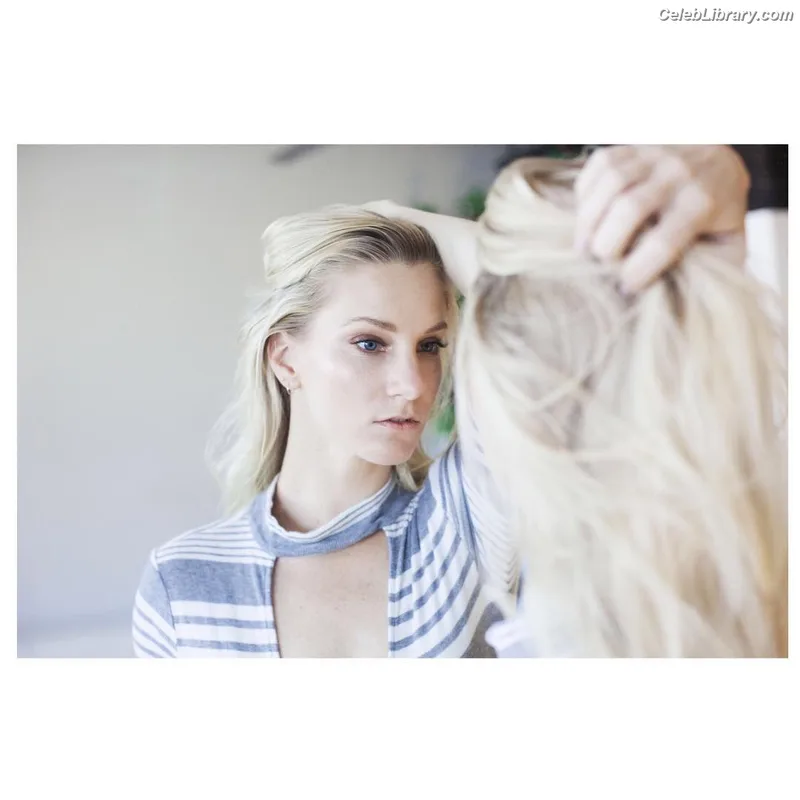 Heather Morris photo 2 of 181