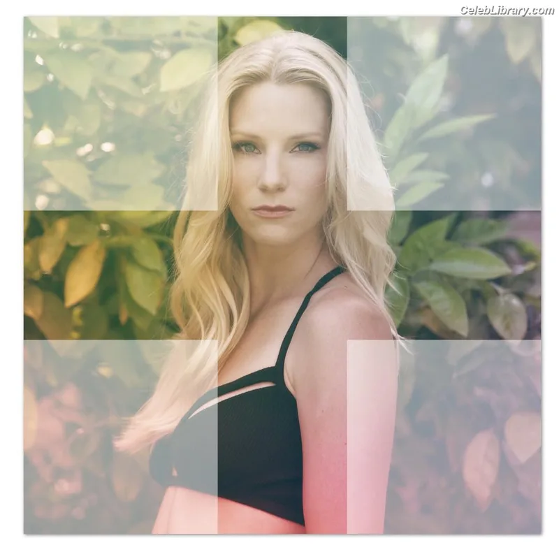 Heather Morris photo 5 of 181