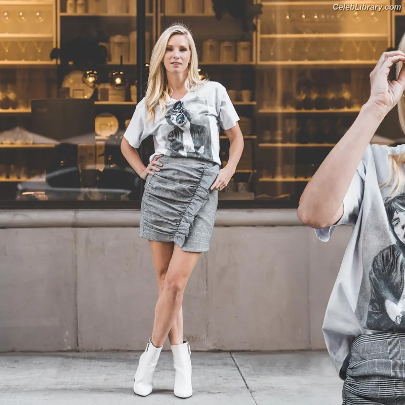 Heather Morris photo 3 of 181