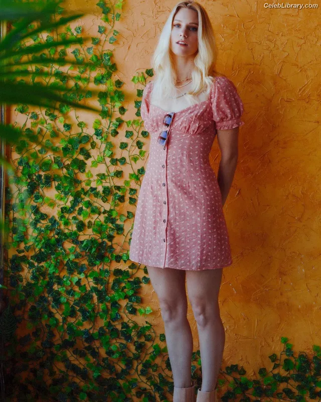 Heather Morris photo 21 of 181