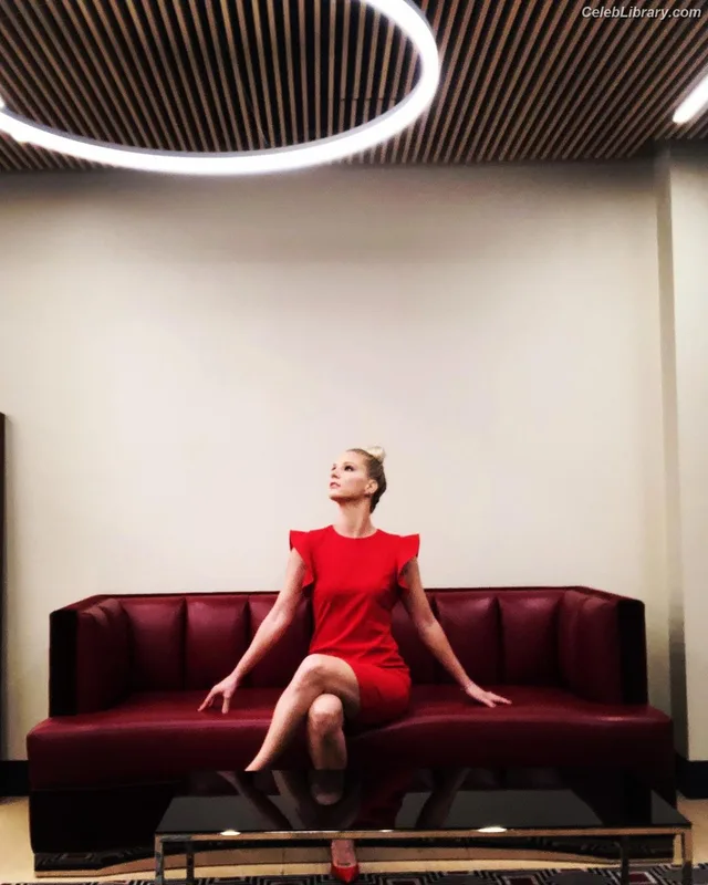 Heather Morris photo 15 of 181