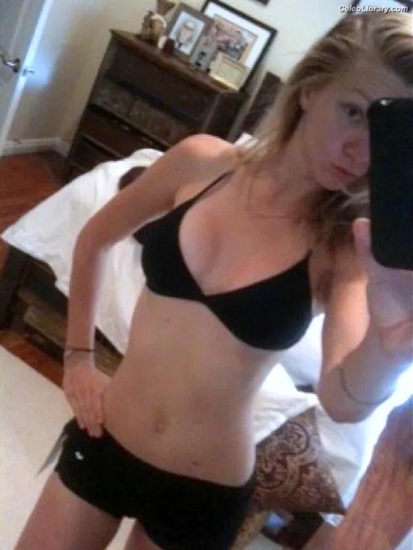 Heather Morris photo 2 of 181