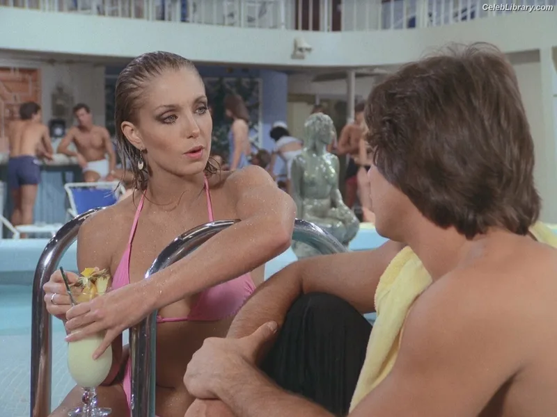 Heather Thomas photo 20 of 499