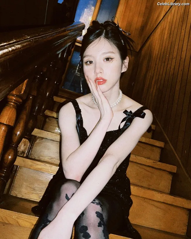 HeeJin (ARTMS / LOONA) photo 9 of 118