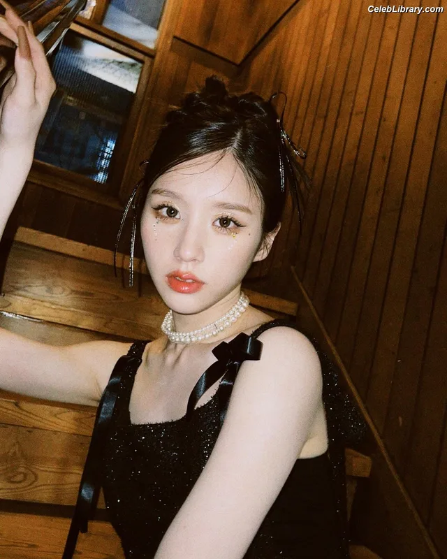 HeeJin (ARTMS / LOONA) photo 18 of 118