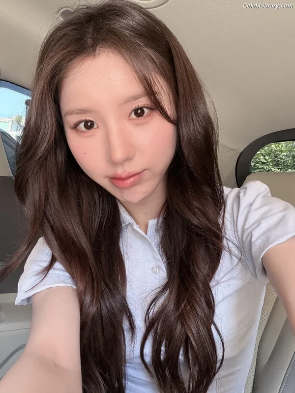 HeeJin (ARTMS / LOONA) photo 9 of 118