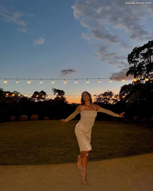 Heidi D'Amelio photo 9 of 265