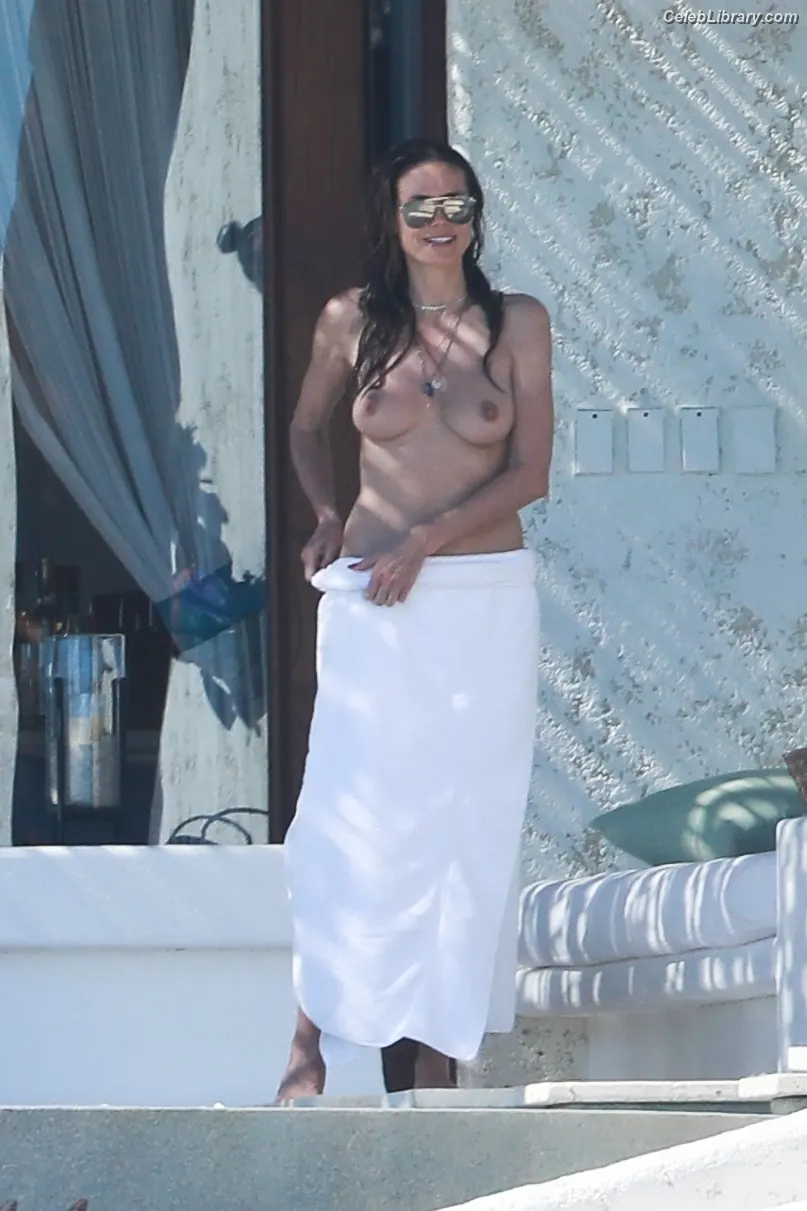 Heidi Klum photo 14 of 1638