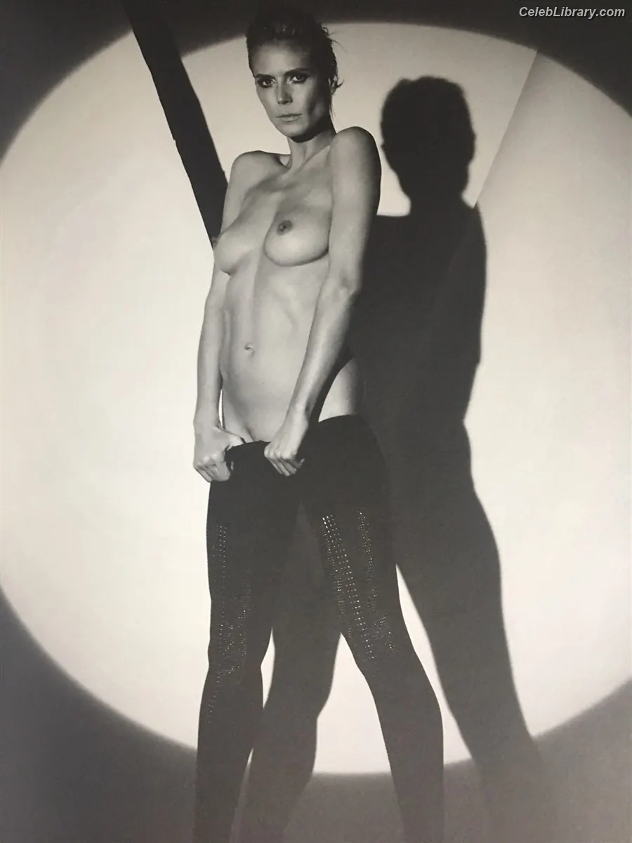Heidi Klum photo 21 of 1638