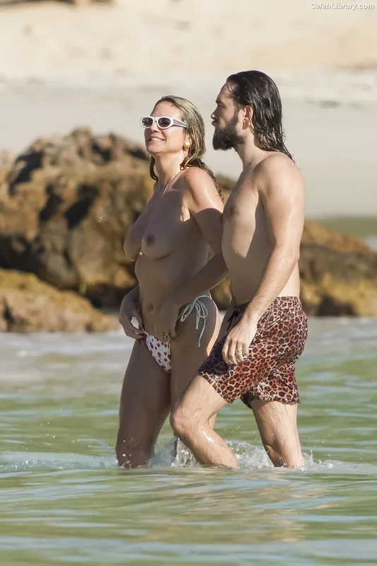 Heidi Klum photo 16 of 1639