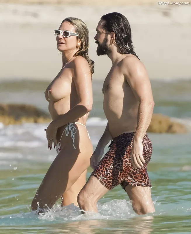 Heidi Klum photo 5 of 1639