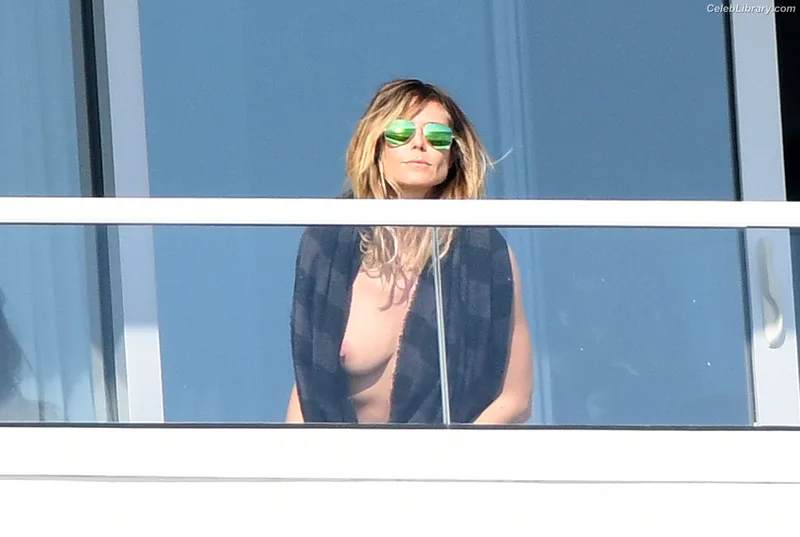 Heidi Klum photo 23 of 1639