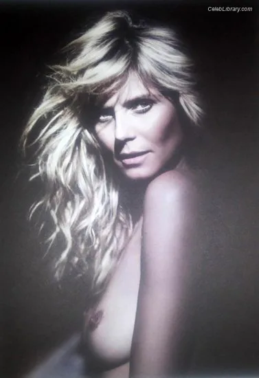 Heidi Klum photo 22 of 1639