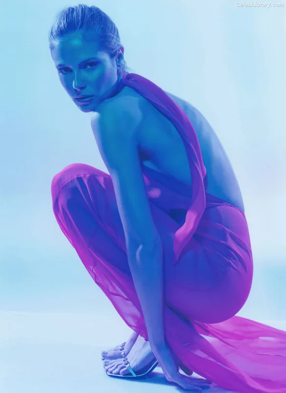 Heidi Klum photo 2 of 1639