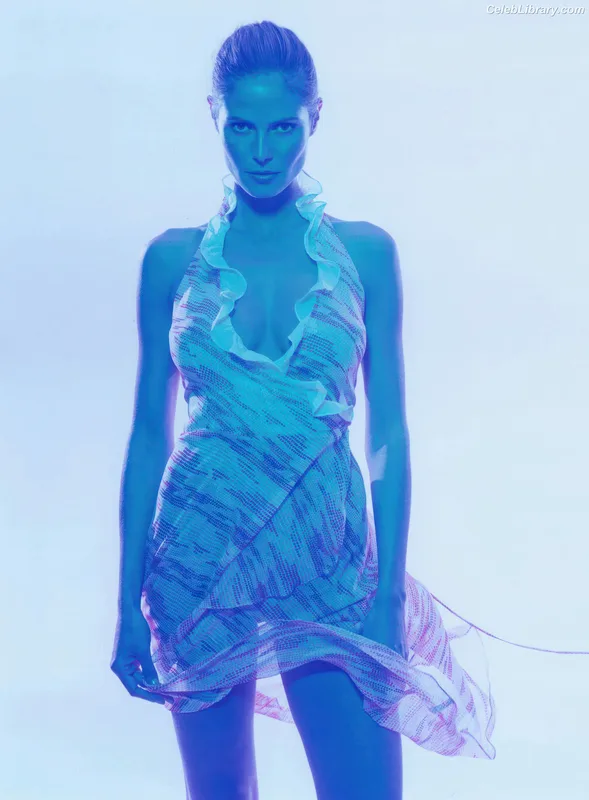 Heidi Klum photo 9 of 1639