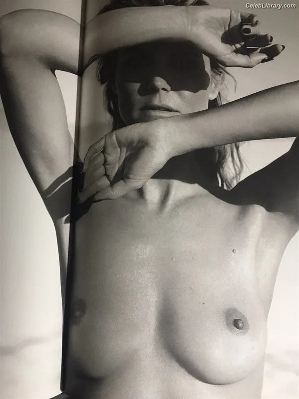 Heidi Klum photo 4 of 1639