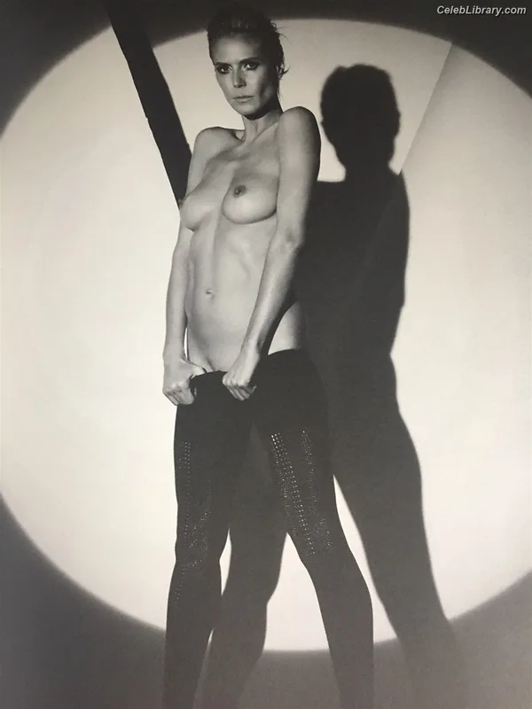 Heidi Klum photo 21 of 1639
