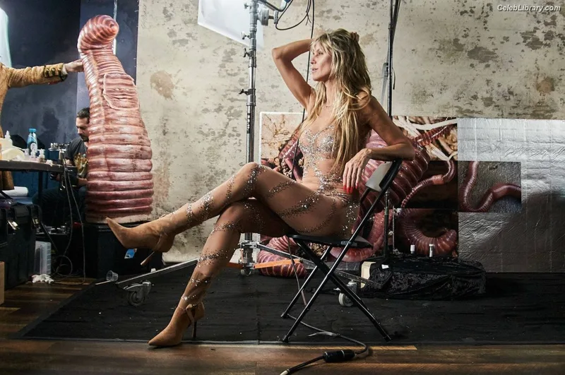 Heidi Klum photo 10 of 1639