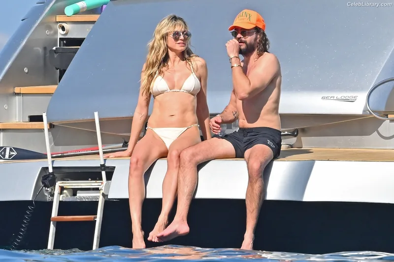 Heidi Klum photo 15 of 1639