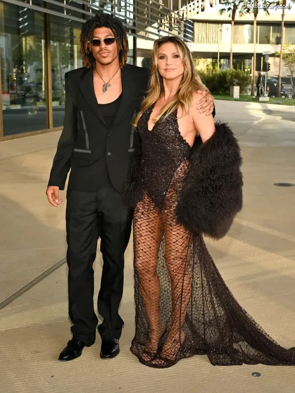Heidi Klum photo 8 of 1639