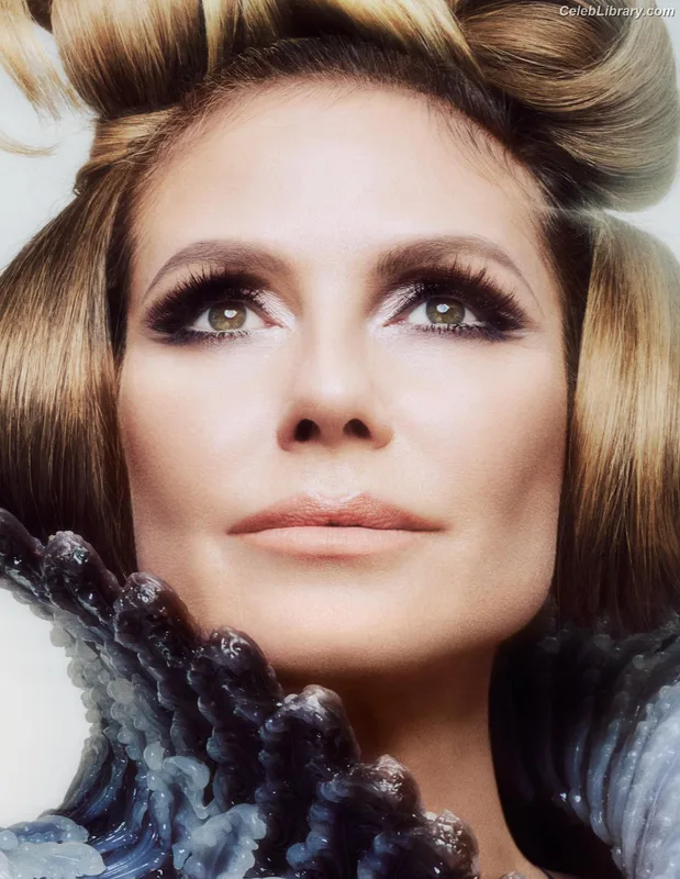 Heidi Klum photo 14 of 1639