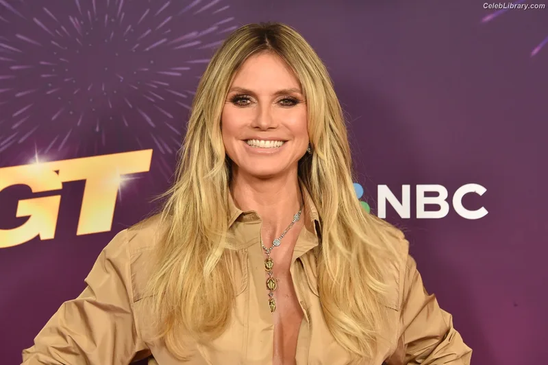 Heidi Klum photo 1 of 1639